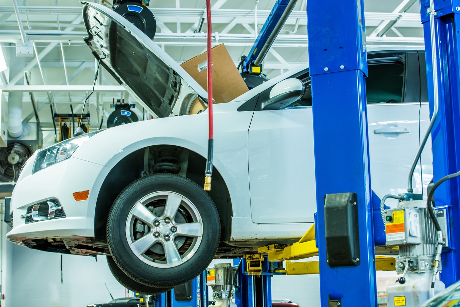 Erfarne teknikere for bilskade og lakkering i Tromsø